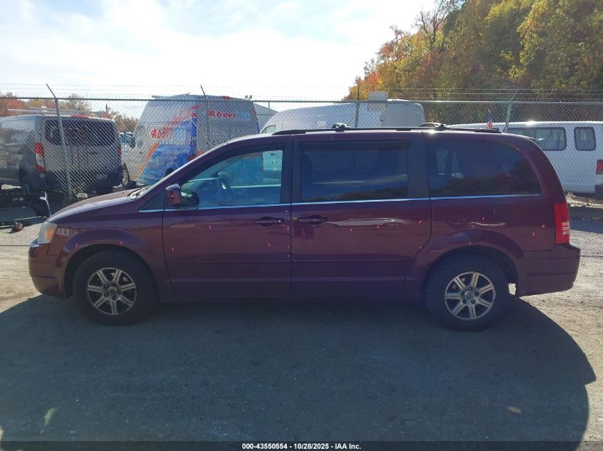 2008 Chrysler Town & Country Touring VIN: 2A8HR54P38R821245 Lot: 43550554