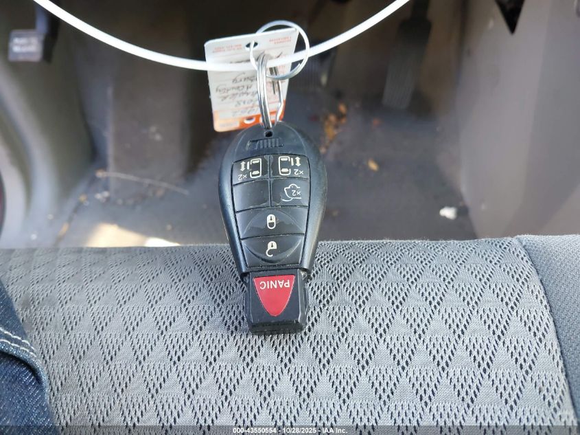 2008 Chrysler Town & Country Touring VIN: 2A8HR54P38R821245 Lot: 43550554