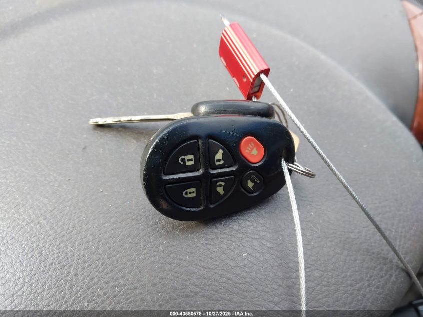 2005 Toyota Sienna Xle Limited VIN: 5TDBA22C55S053533 Lot: 43550578