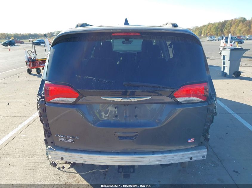 2017 Chrysler Pacifica Touring-L VIN: 2C4RC1BG3HR517079 Lot: 43550587