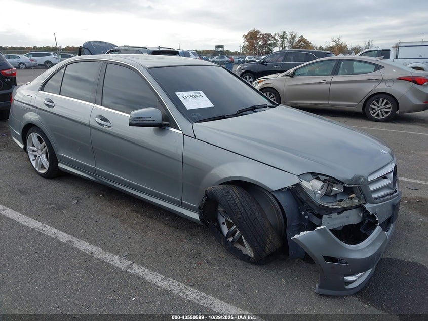 MERCEDES-BENZ C-CLASS LUXURY 4MATIC/SPORT 4MATIC