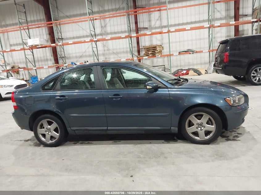 2005 Volvo S40 T5 Awd VIN: YV1MH682052073605 Lot: 43550706