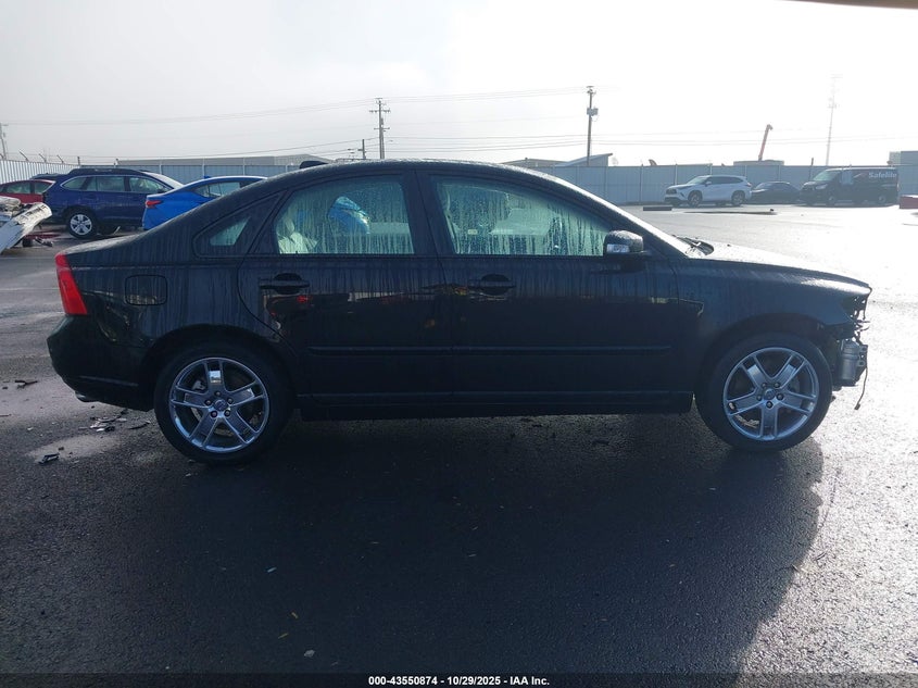2008 Volvo S40 T5 VIN: YV1MH672482389403 Lot: 43550874
