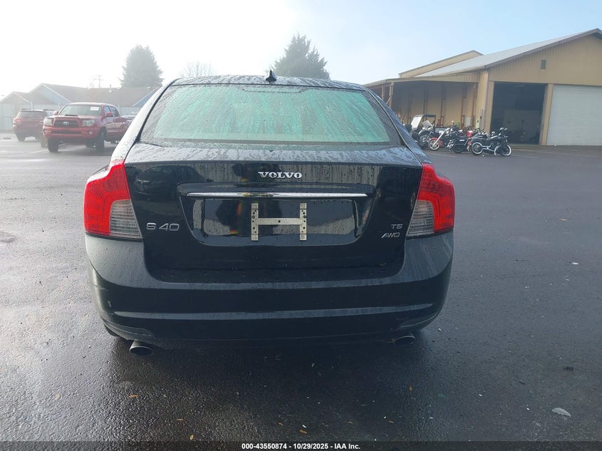 2008 Volvo S40 T5 VIN: YV1MH672482389403 Lot: 43550874