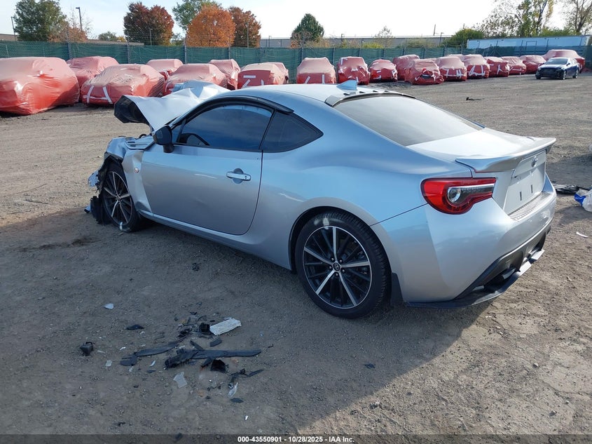 2017 TOYOTA 86 auction photo 3