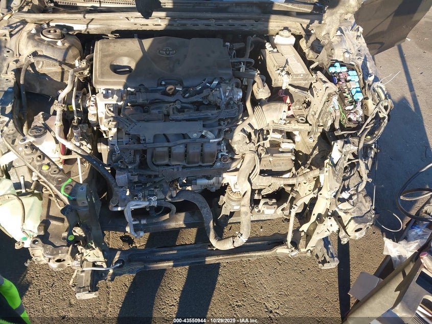 4T1G11AK7NU695137 2022 TOYOTA CAMRY photo no. 10