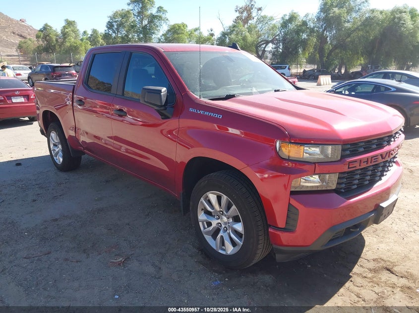 CHEVROLET SILVERADO 1500 2WD SHORT BED CUSTOM