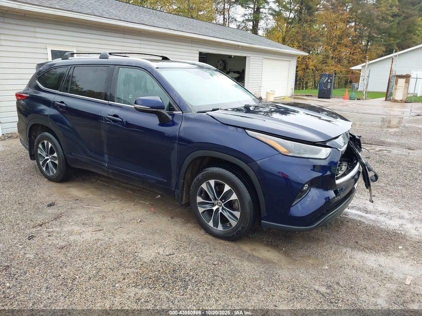 TOYOTA HIGHLANDER XLE