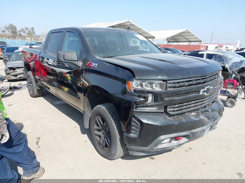 CHEVROLET SILVERADO 1500 4WD SHORT BED LT TRAIL BOSS/4WD STANDARD BED LT TRAIL BOSS