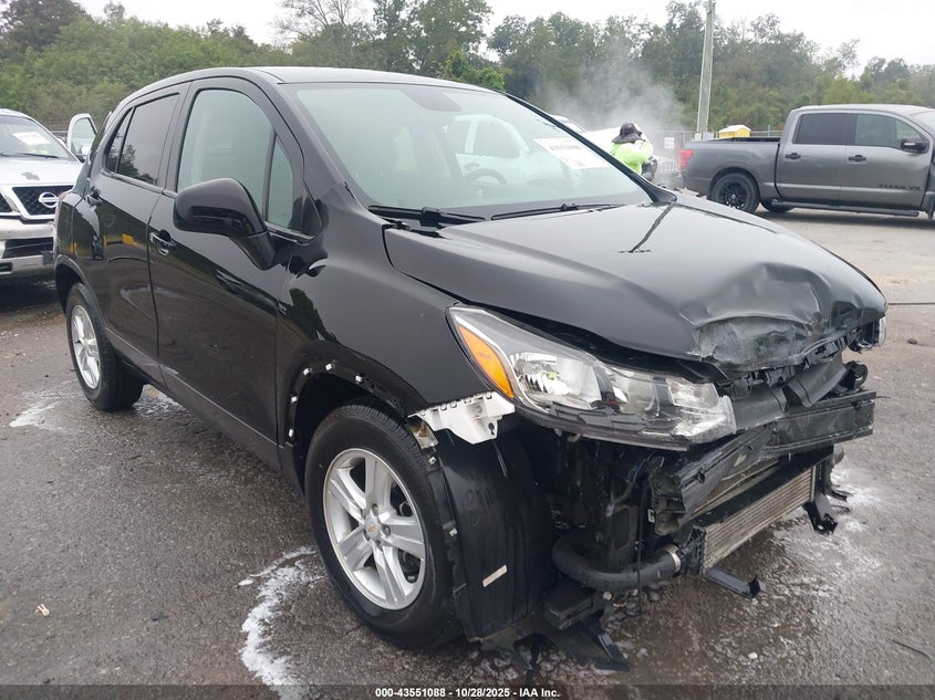 CHEVROLET TRAX FWD LS