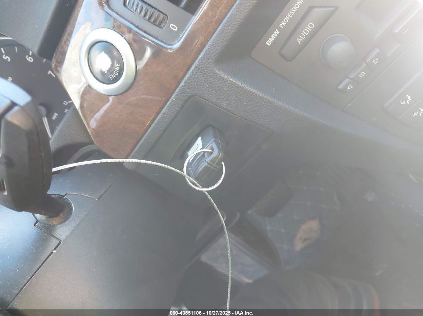 2007 BMW 328Xi VIN: WBAVC93557KX53074 Lot: 43551106