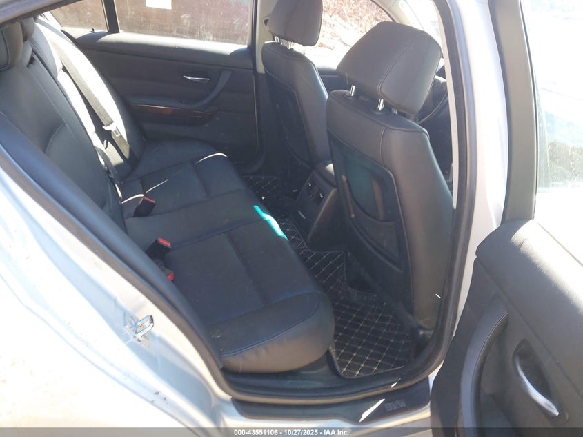 2007 BMW 328Xi VIN: WBAVC93557KX53074 Lot: 43551106