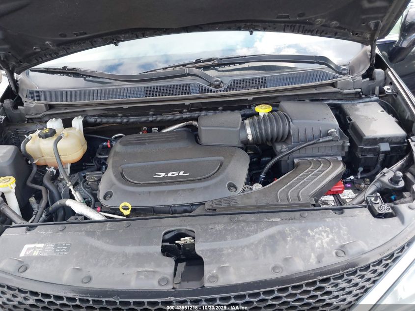 2017 Chrysler Pacifica Touring-L VIN: 2C4RC1BG8HR810010 Lot: 43551218