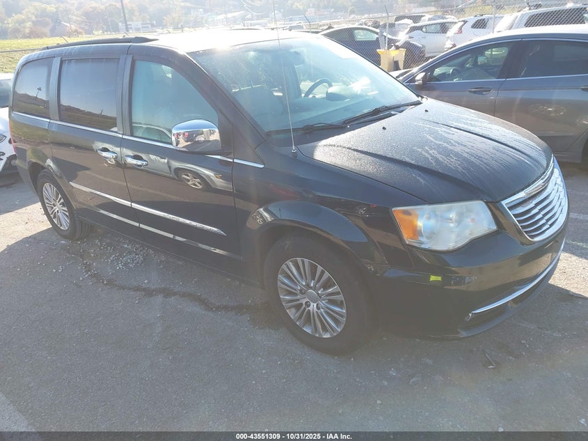 CHRYSLER TOWN & COUNTRY 2013. Lot# 43551309. VIN 2C4RC1CG7DR769510. Photo 1