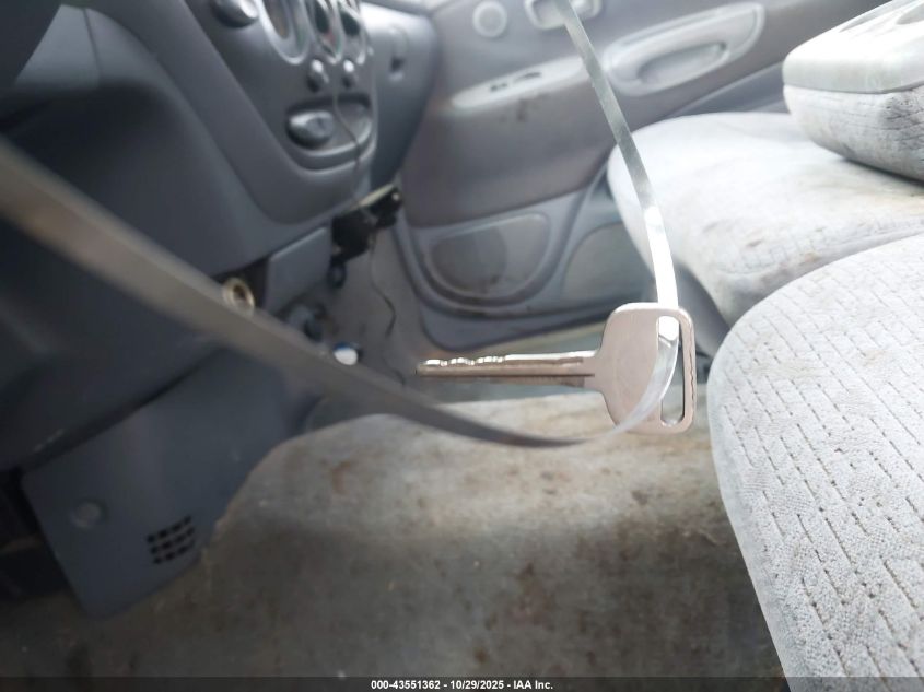 2002 Toyota Tundra Ltd V8 VIN: 5TBBT48172S268184 Lot: 43551362