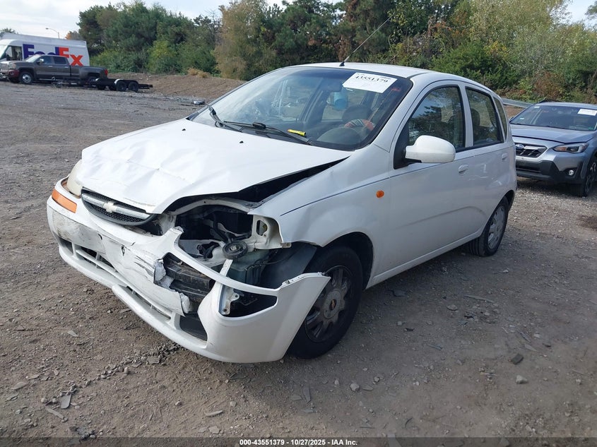 KL1TJ62684B207090 2004 CHEVROLET AVEO photo no. 2