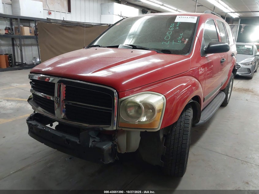 1D4HD38N15F562103 2005 DODGE DURANGO photo no. 2