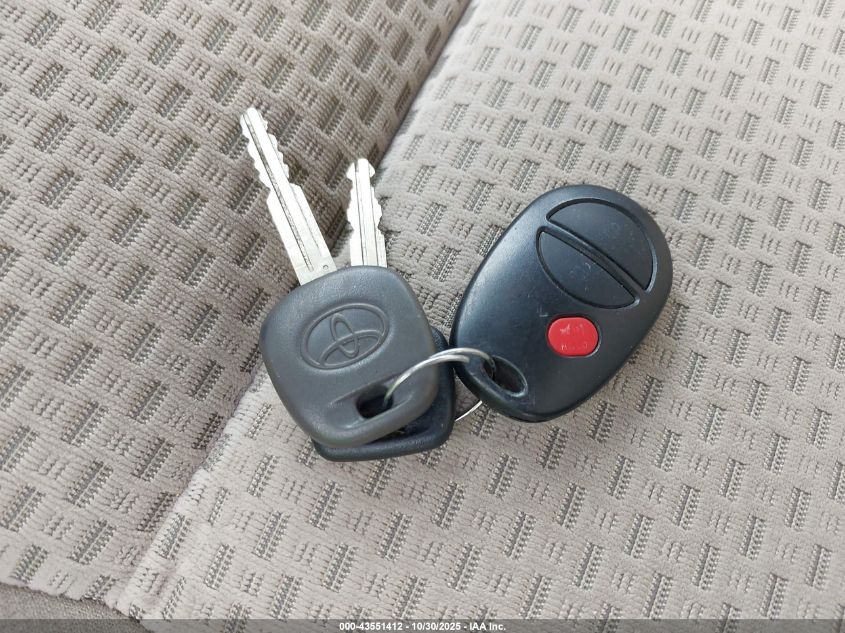 2007 Toyota Tundra Sr5 5.7L V8 VIN: 5TFBV54177X003182 Lot: 43551412