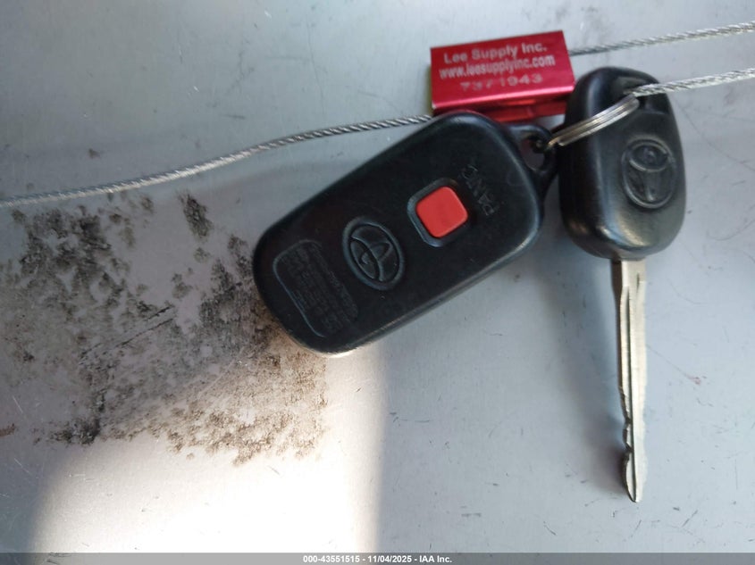 2006 Toyota Matrix Xr VIN: 2T1KR32E66C598148 Lot: 43551515