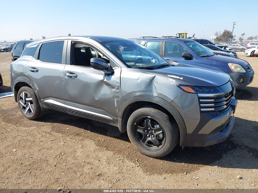 NISSAN KICKS SV FWD