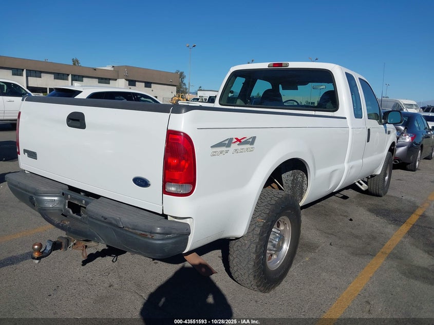 1FTSX31L2XEE06650 1999 FORD F350 photo no. 4