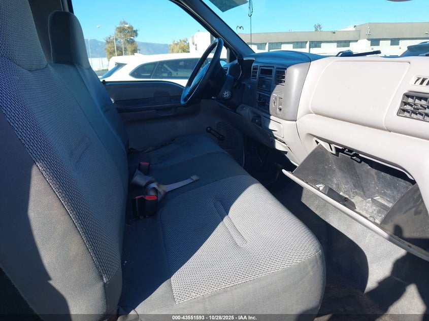 1FTSX31L2XEE06650 1999 FORD F350 photo no. 5