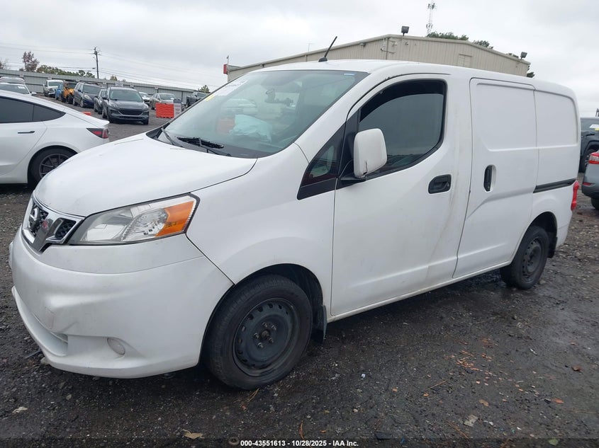 3N6CM0KN1HK722315 2017 NISSAN NV200 photo no. 2