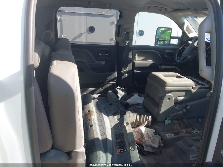 1GC1KUEY9JF252008 2018 CHEVROLET SILVERADO photo no. 7