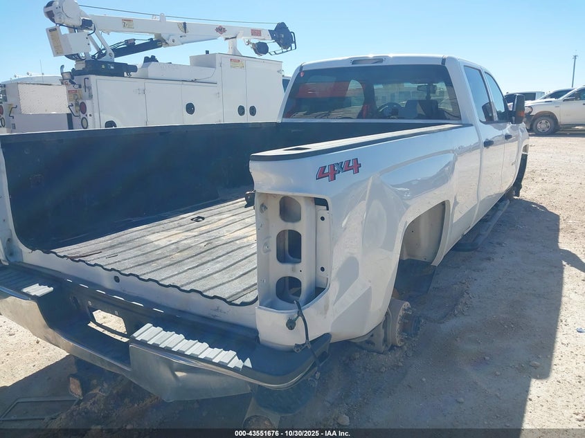 1GC1KUEY9JF252008 2018 CHEVROLET SILVERADO photo no. 4