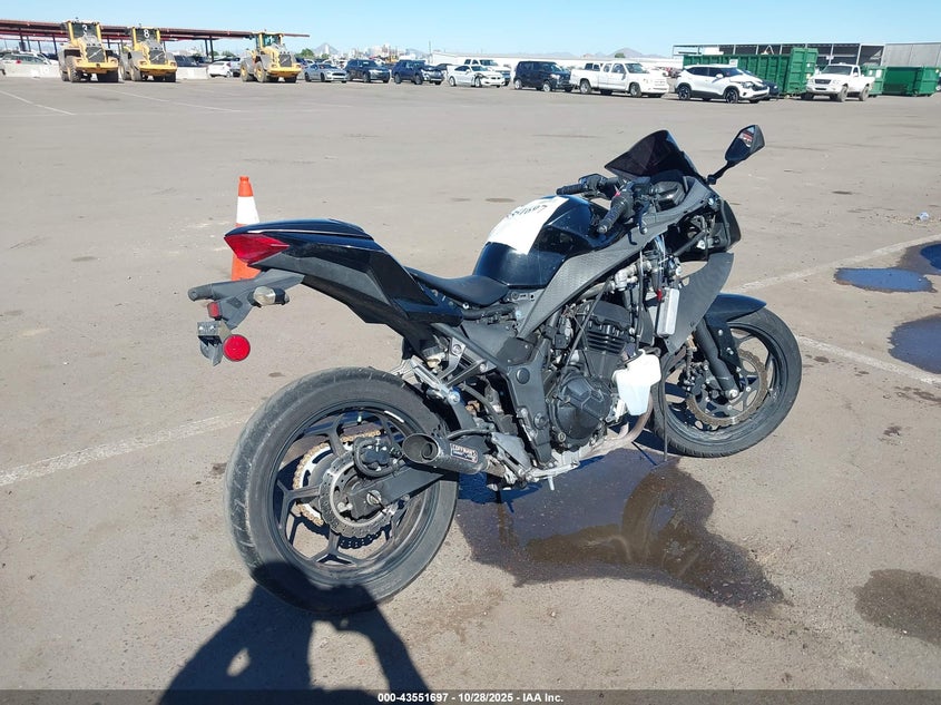 JKAEX8A19EA005748 2014 KAWASAKI NINJA photo no. 4
