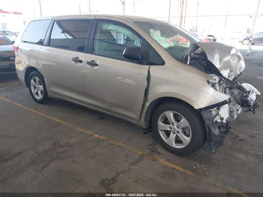 TOYOTA SIENNA L 7 PASSENGER