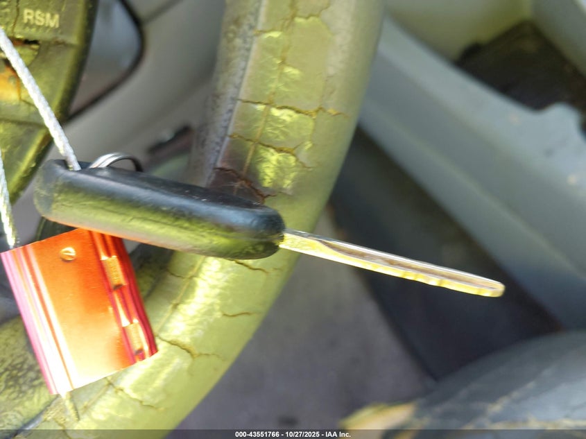 2003 Ford Explorer Sport Trac Xls/Xlt VIN: 1FMZU67E63UB07532 Lot: 43551766