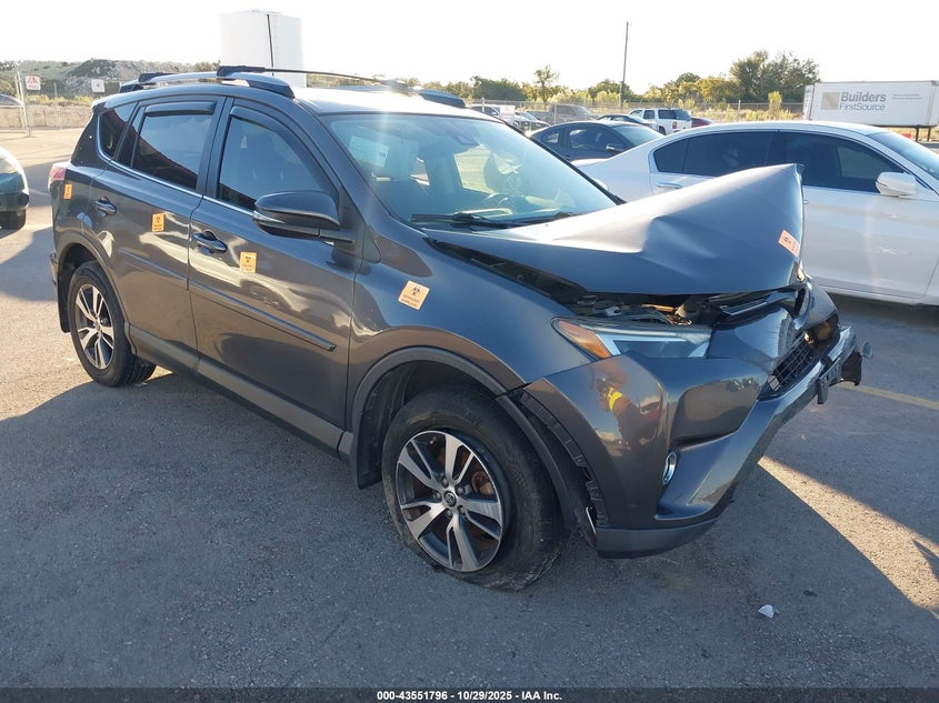 TOYOTA RAV4 XLE