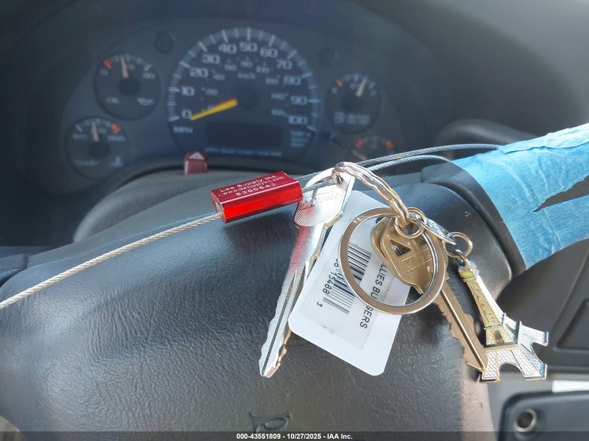 2001 Chevrolet Express VIN: 1GCHG35R511140368 Lot: 43551809