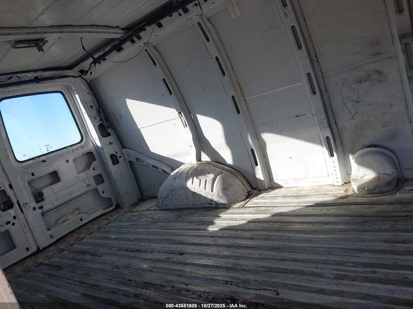 2001 Chevrolet Express VIN: 1GCHG35R511140368 Lot: 43551809