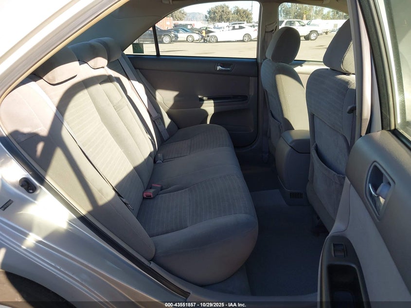 4T1BE32K25U540889 2005 TOYOTA CAMRY photo no. 8