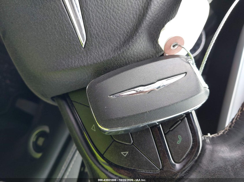 2021 Chrysler Pacifica Touring L VIN: 2C4RC1BG6MR559806 Lot: 43551886