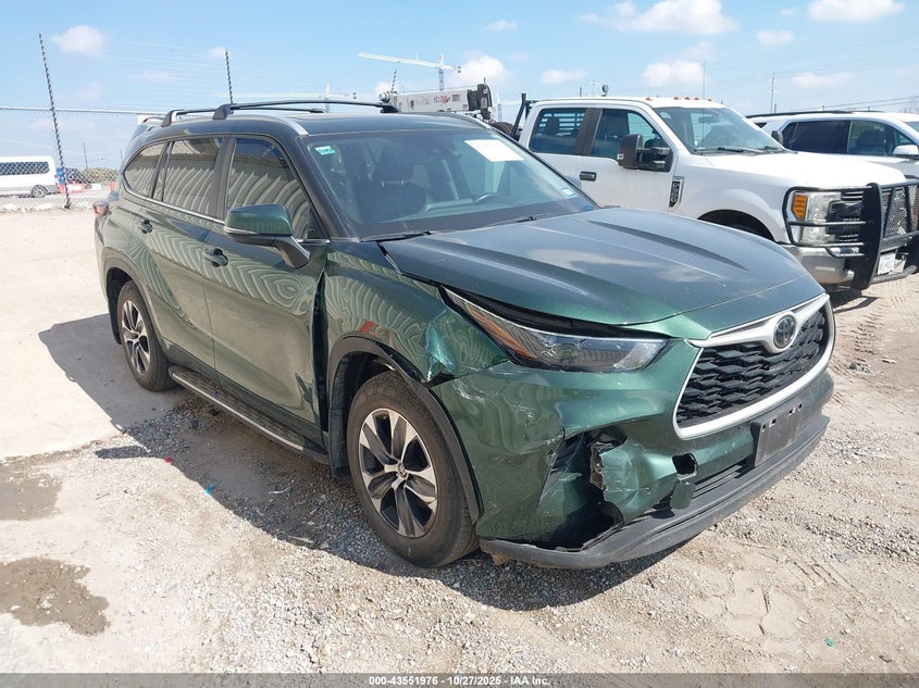 TOYOTA HIGHLANDER XLE