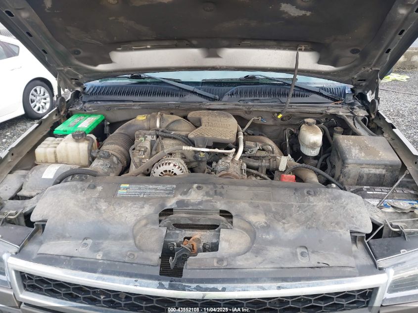 2006 Chevrolet Silverado 2500Hd Work Truck VIN: 1GCHK29236E247957 Lot: 43552108