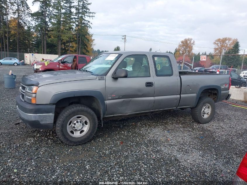 2006 Chevrolet Silverado 2500Hd Work Truck VIN: 1GCHK29236E247957 Lot: 43552108