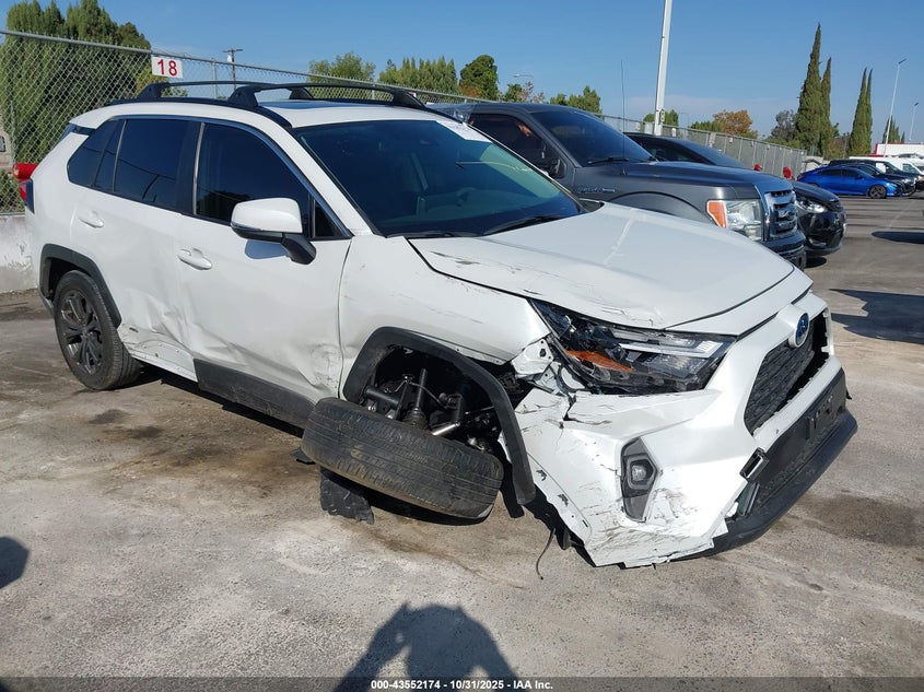 TOYOTA RAV4 HYBRID XLE PREMIUM