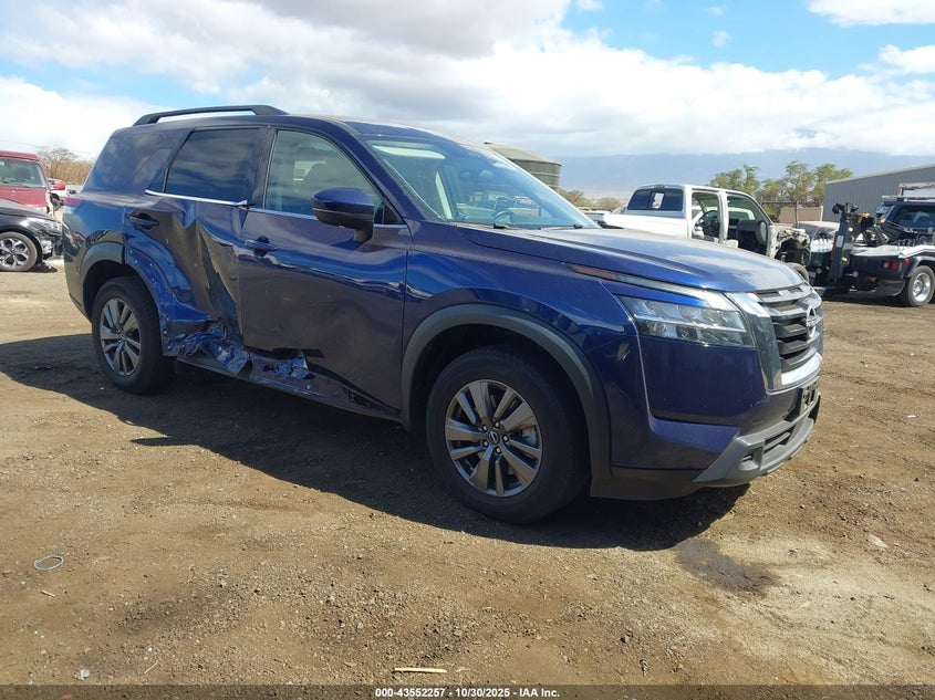 NISSAN PATHFINDER SV 2WD