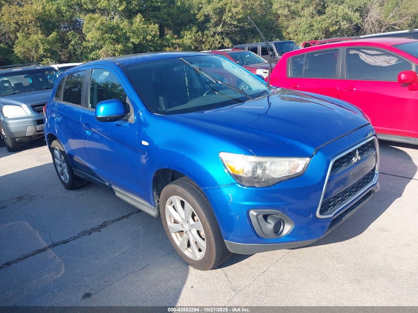 MITSUBISHI OUTLANDER SPORT ES