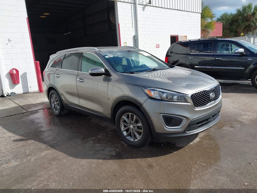 KIA SORENTO 2.4L LX
