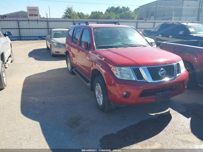 NISSAN PATHFINDER SV