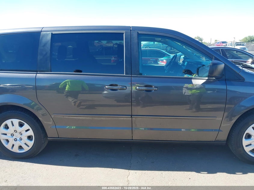 2017 Dodge Grand Caravan Se VIN: 2C4RDGBG8HR765652 Lot: 43552423