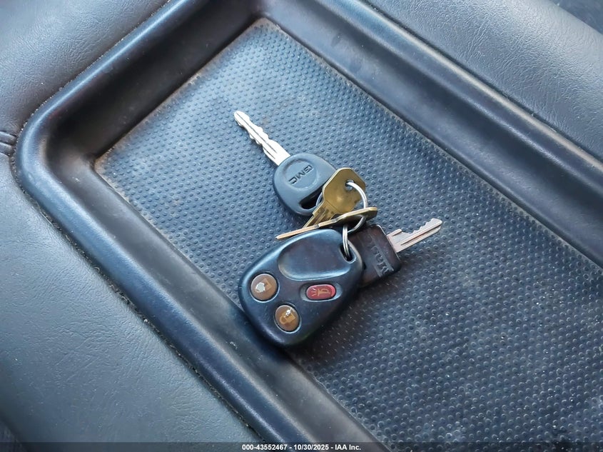 2003 GMC Sierra 1500 Sle VIN: 1GTEC19V43Z332251 Lot: 43552467