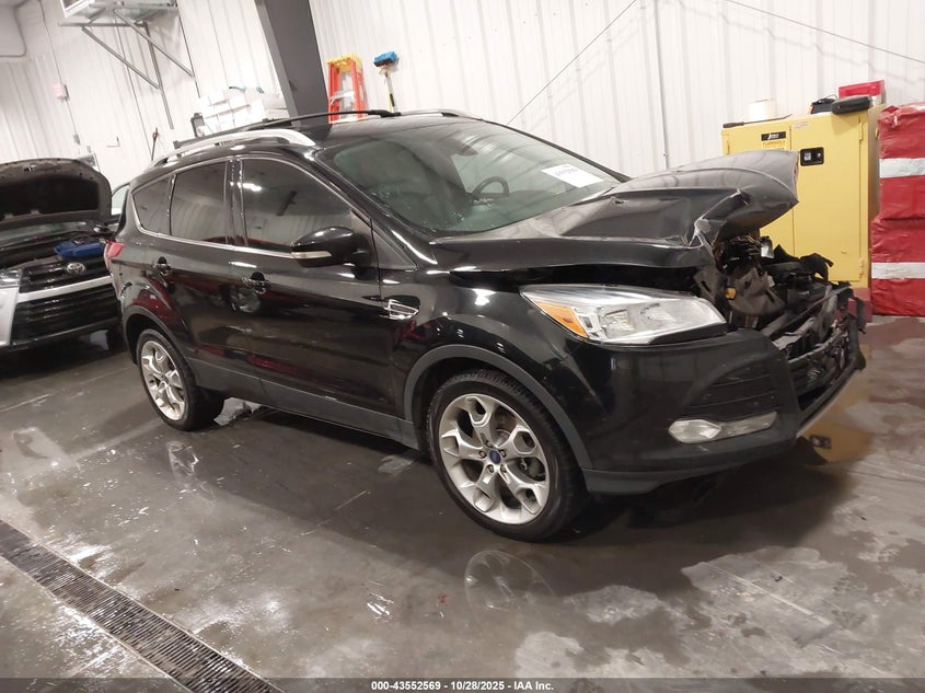 FORD ESCAPE TITANIUM