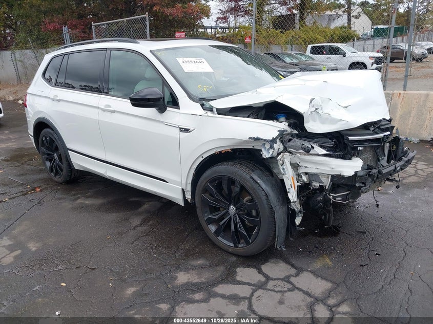 VOLKSWAGEN TIGUAN 2.0T SE/2.0T SE R-LINE BLACK/2.0T SEL