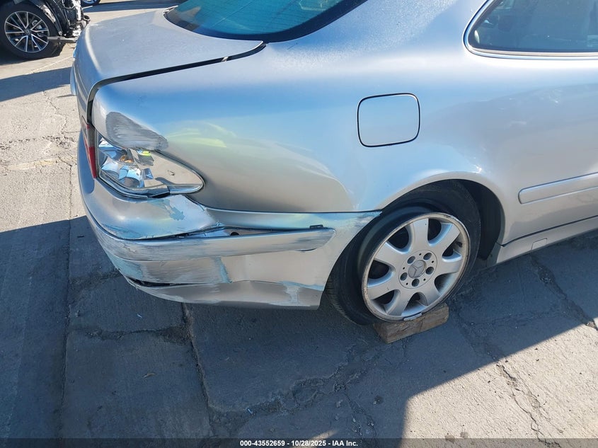 2001 Mercedes-Benz Clk 320 VIN: WDBLJ65G21T085022 Lot: 43552659